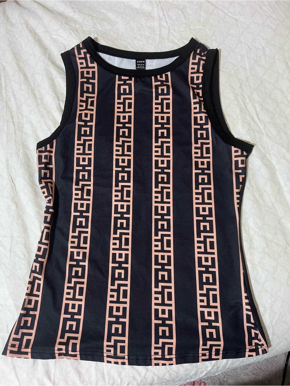 SHEIN Black Tank Top with Pink Geometric Stripe Panels